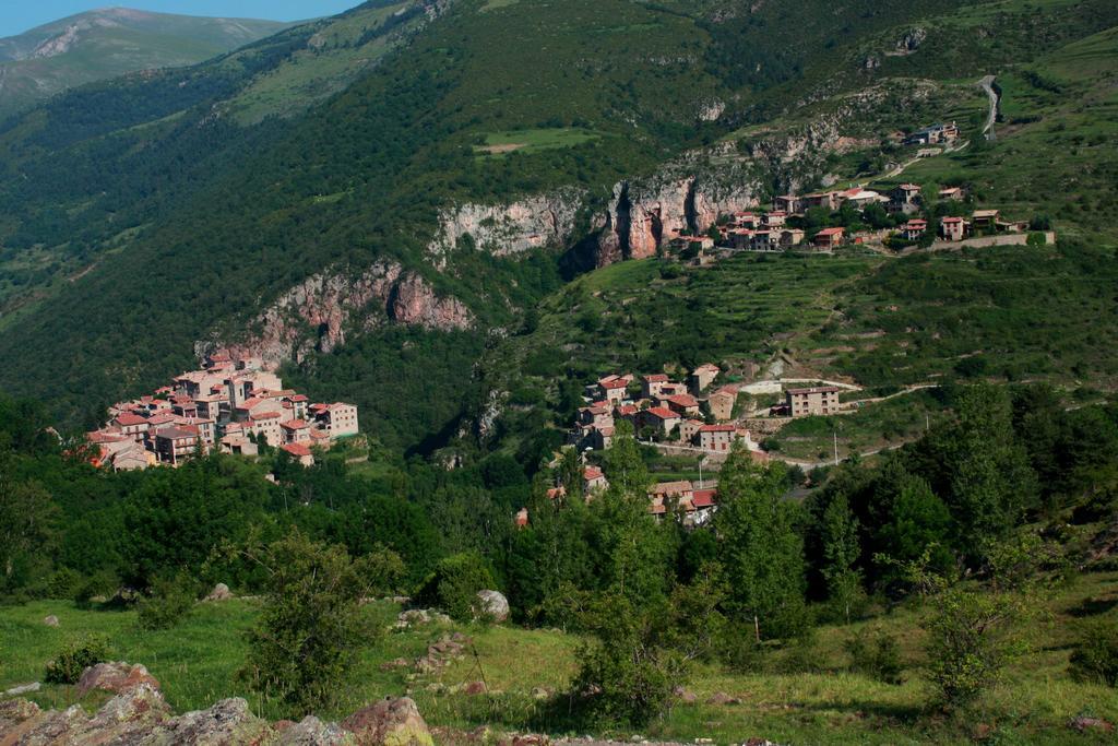Хостел La Closa Кастеллар-де-Н'уг Экстерьер фото
