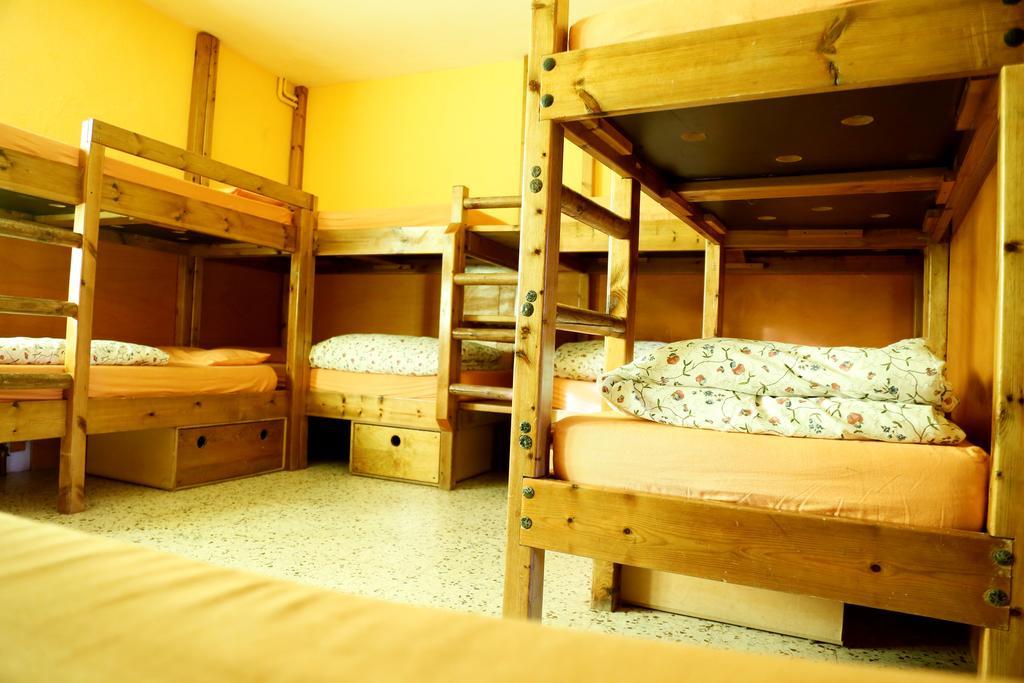 Хостел La Closa Кастеллар-де-Н'уг Экстерьер фото