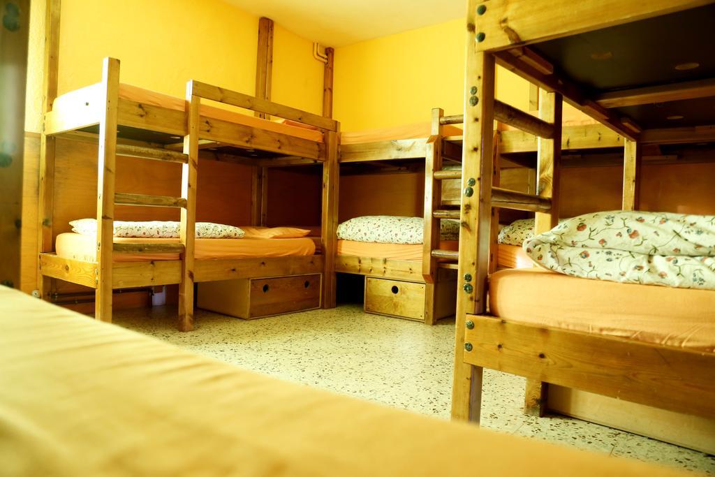 Хостел La Closa Кастеллар-де-Н'уг Экстерьер фото